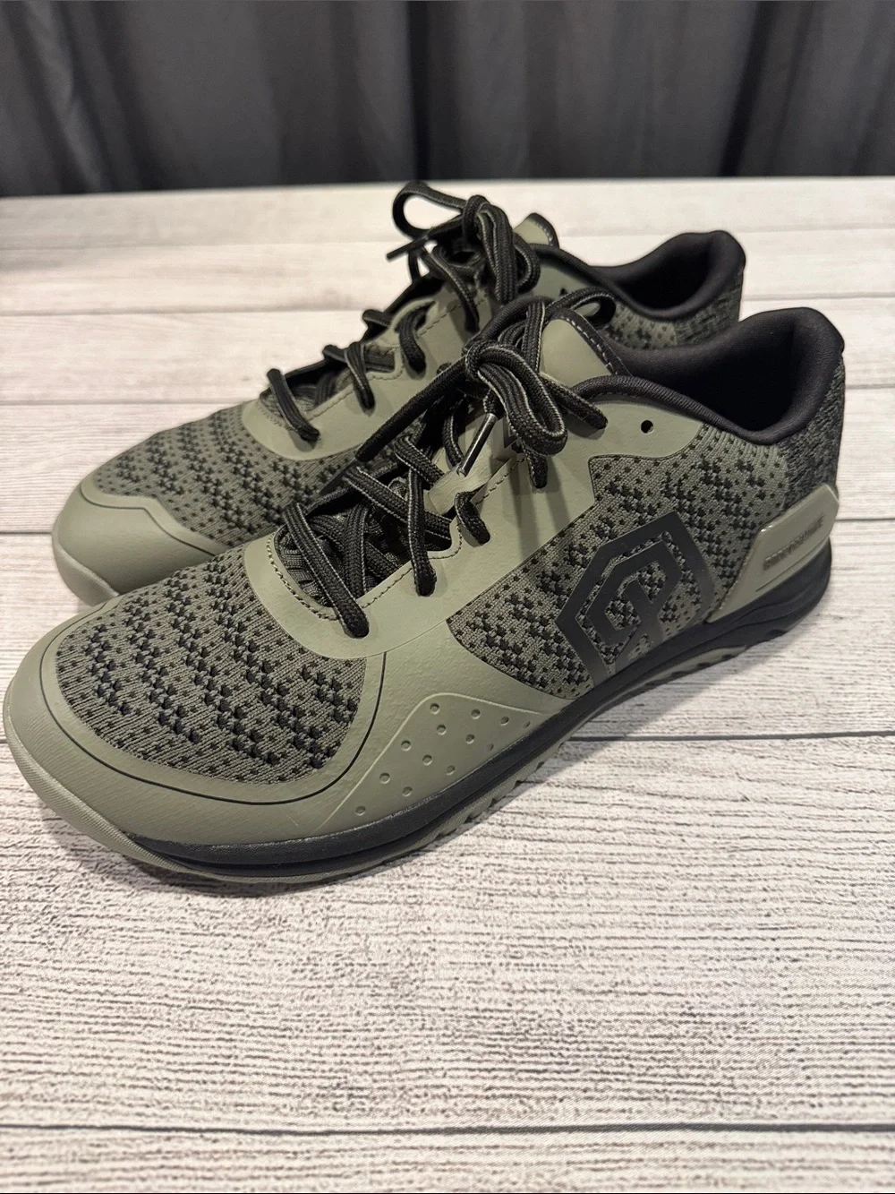 Men’s Born Primitive Savage Training Sneakers tactical green/black size 10